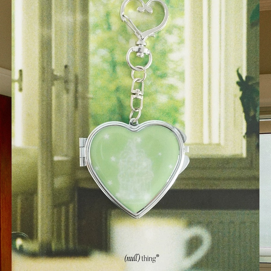 Fountain Mirror Charm