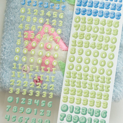 Die-Cut Sticker Roll - Cream Numbers